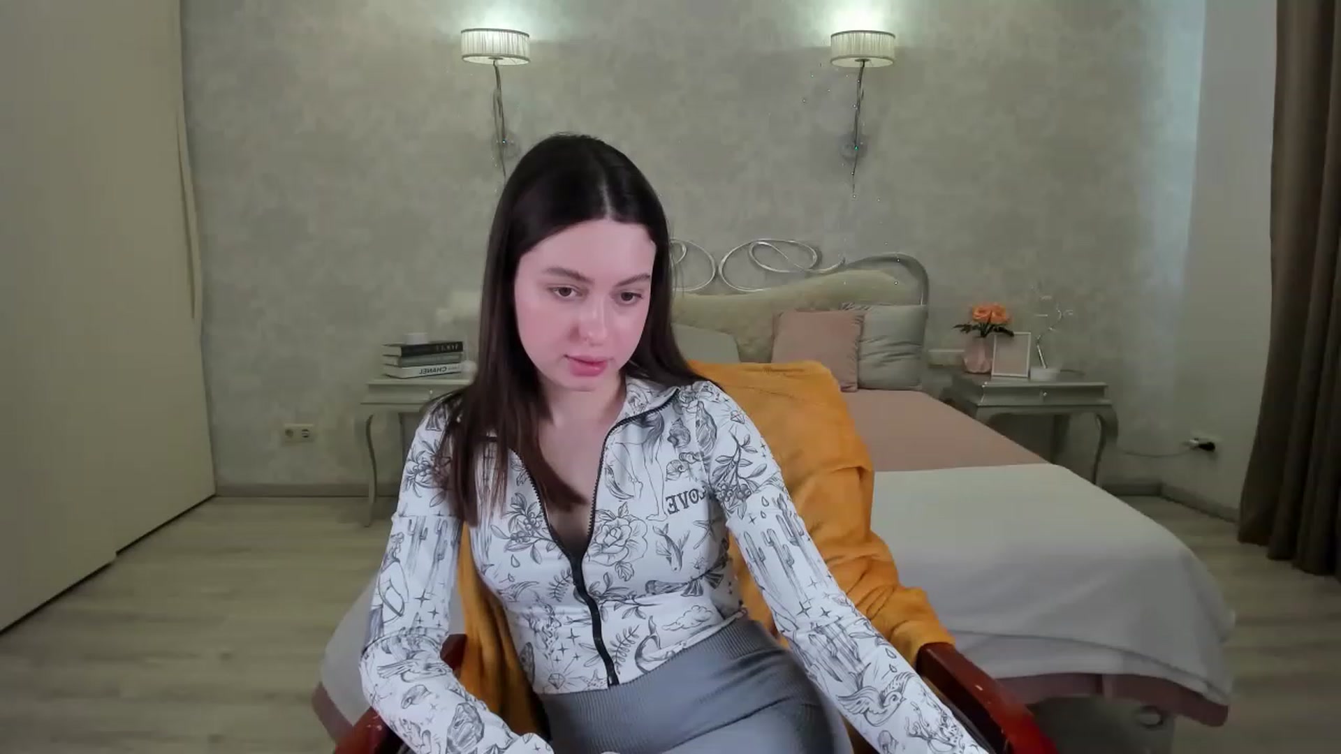 Gallery image thumbnail from LoraAmes's myfreecams stream on, 03/13/2023, 11:18 image 16 of 20