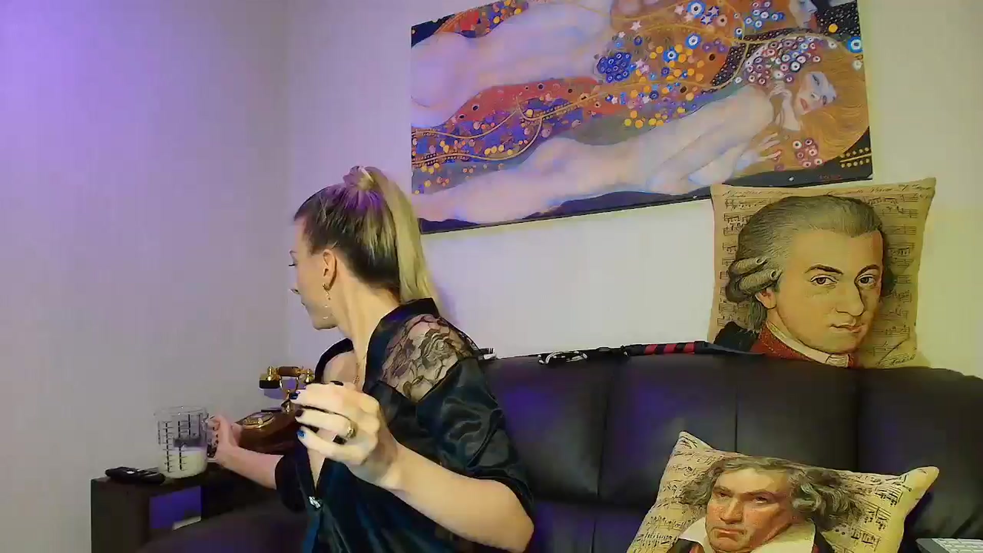 Gallery image thumbnail from LoraBee's myfreecams stream on, 03/06/2025, 20:13 image 20 of 20