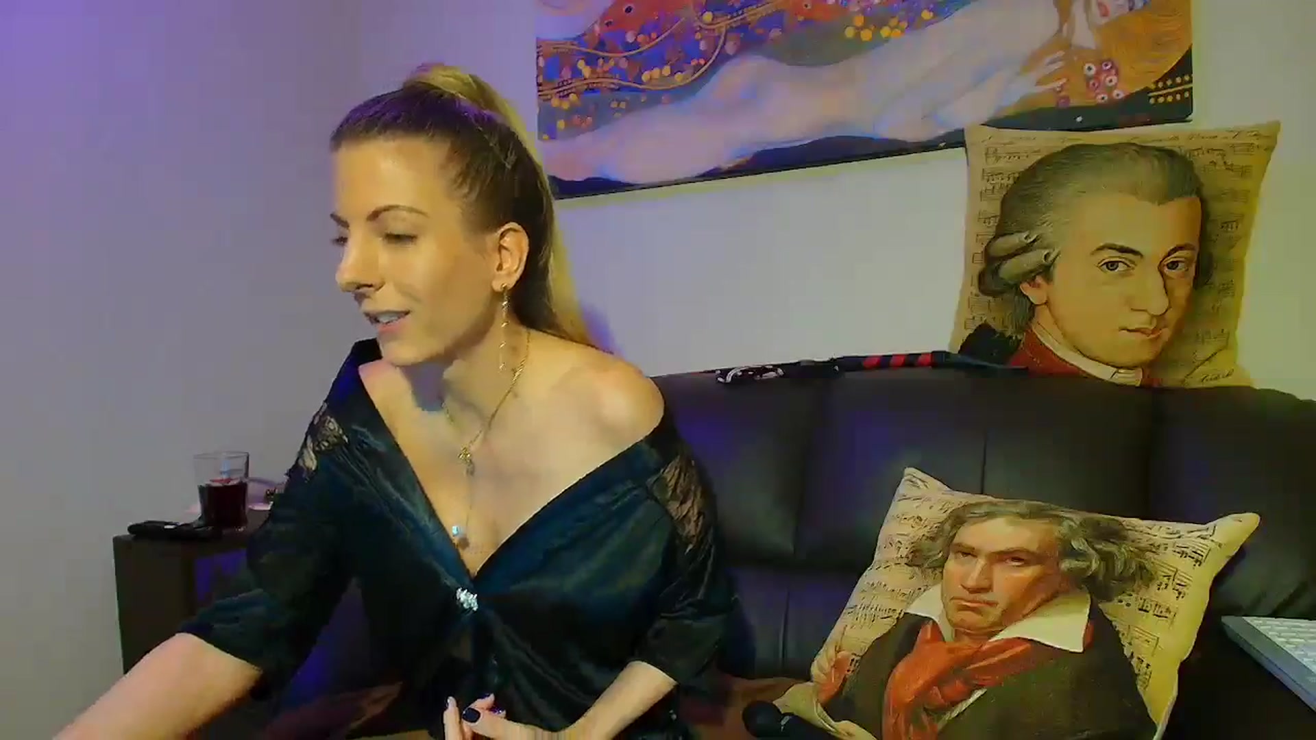 Gallery image thumbnail from LoraBee's myfreecams stream on, 03/06/2025, 20:13 image 16 of 20