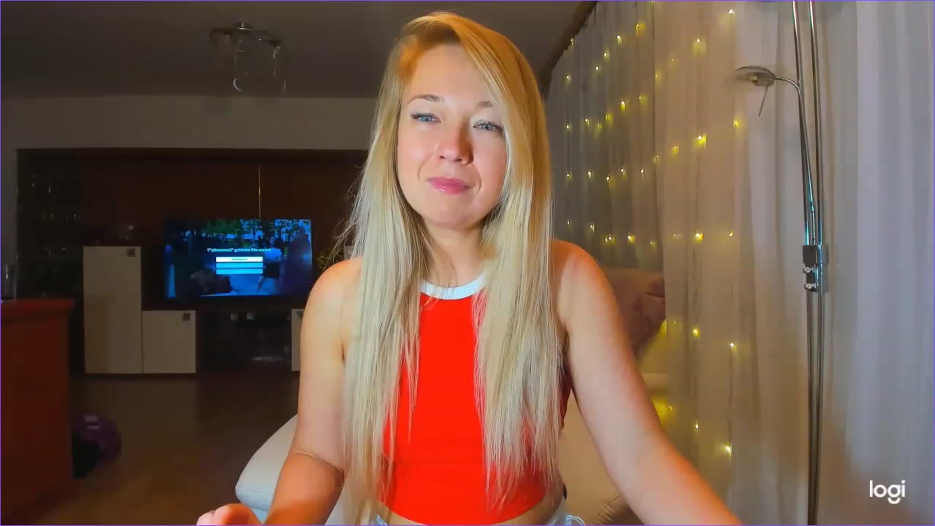 Gallery image thumbnail from LoraGlow's myfreecams stream on, 12/06/2022, 04:30 image 7 of 20