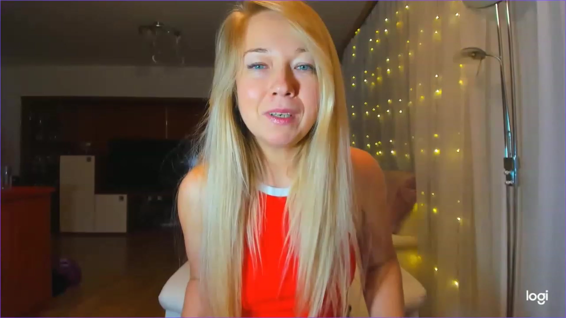 Gallery image thumbnail from LoraGlow's myfreecams stream on, 12/06/2022, 07:14 image 2 of 20