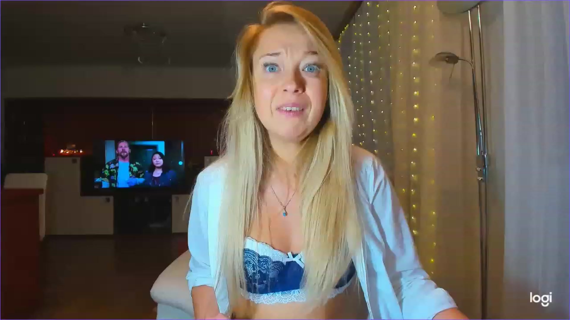 Gallery image thumbnail from LoraGlow's myfreecams stream on, 12/07/2022, 07:02 image 1 of 20