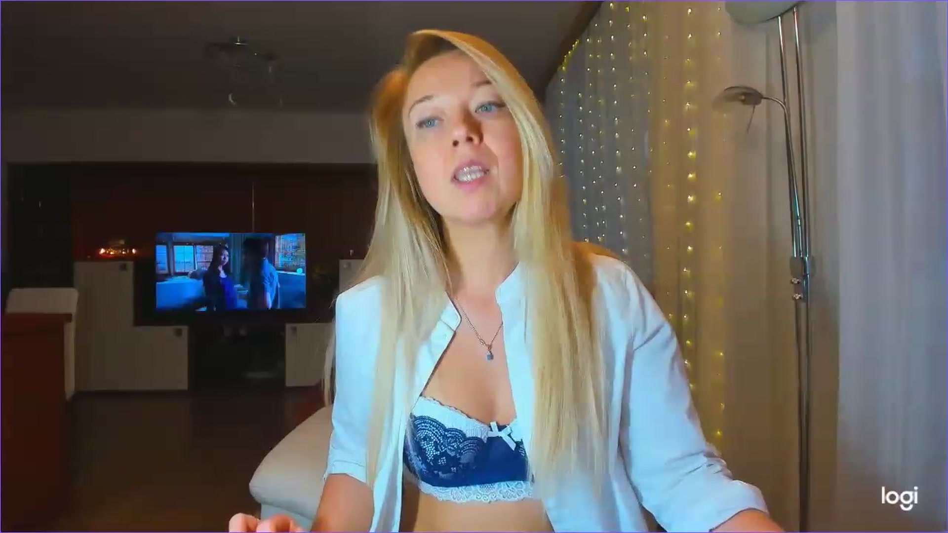 Gallery image thumbnail from LoraGlow's myfreecams stream on, 12/07/2022, 07:02 image 18 of 20