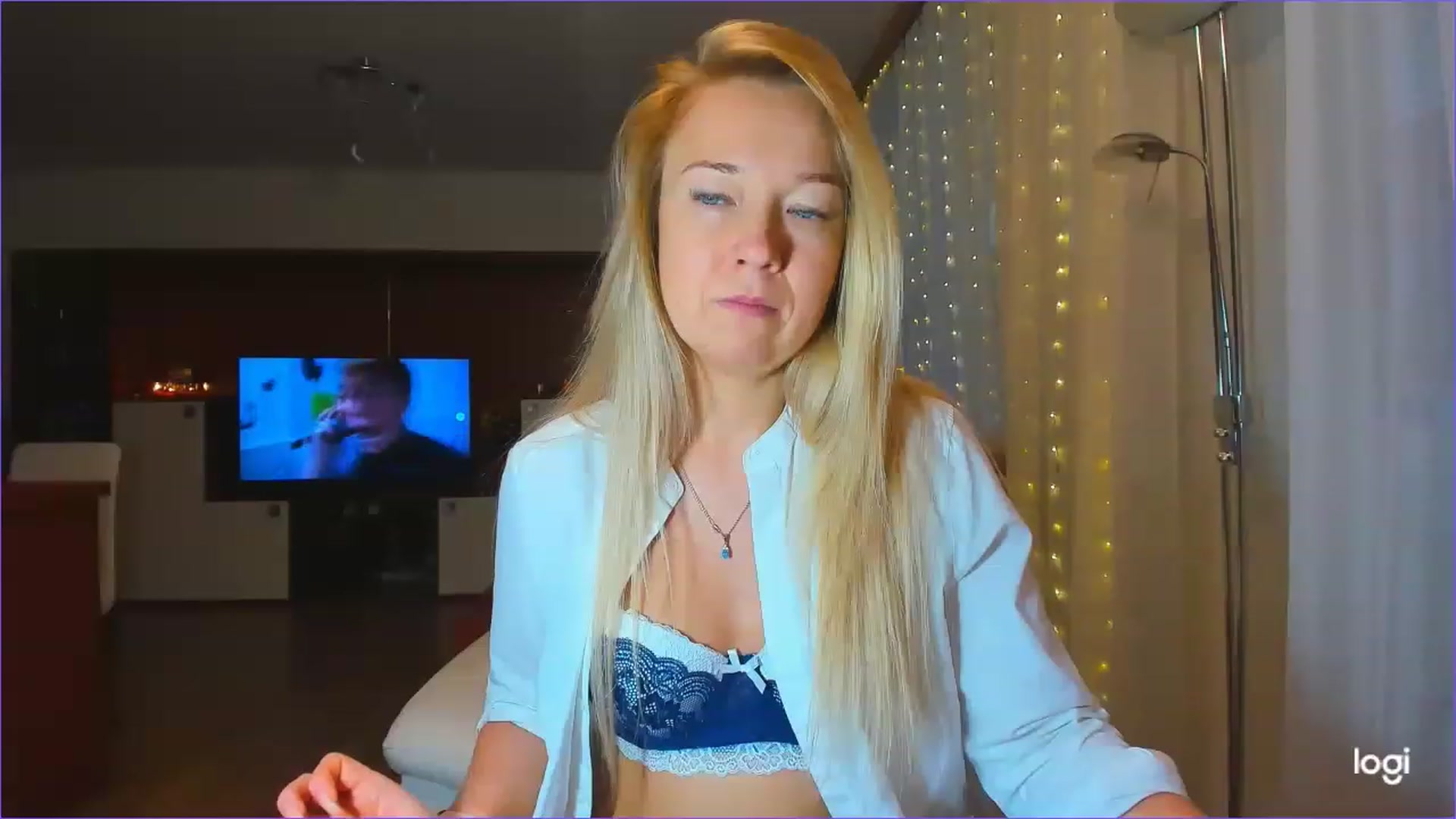 Gallery image thumbnail from LoraGlow's myfreecams stream on, 12/07/2022, 07:02 image 19 of 20