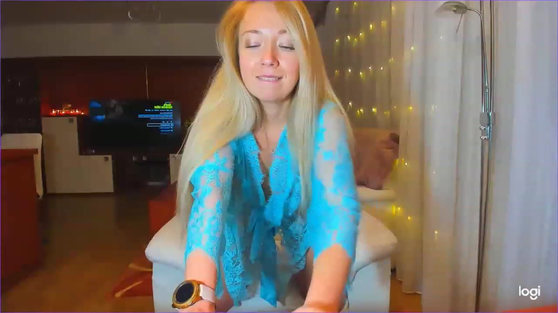 Gallery image thumbnail from LoraGlow's myfreecams stream on, 12/07/2022, 23:36 image 14 of 20