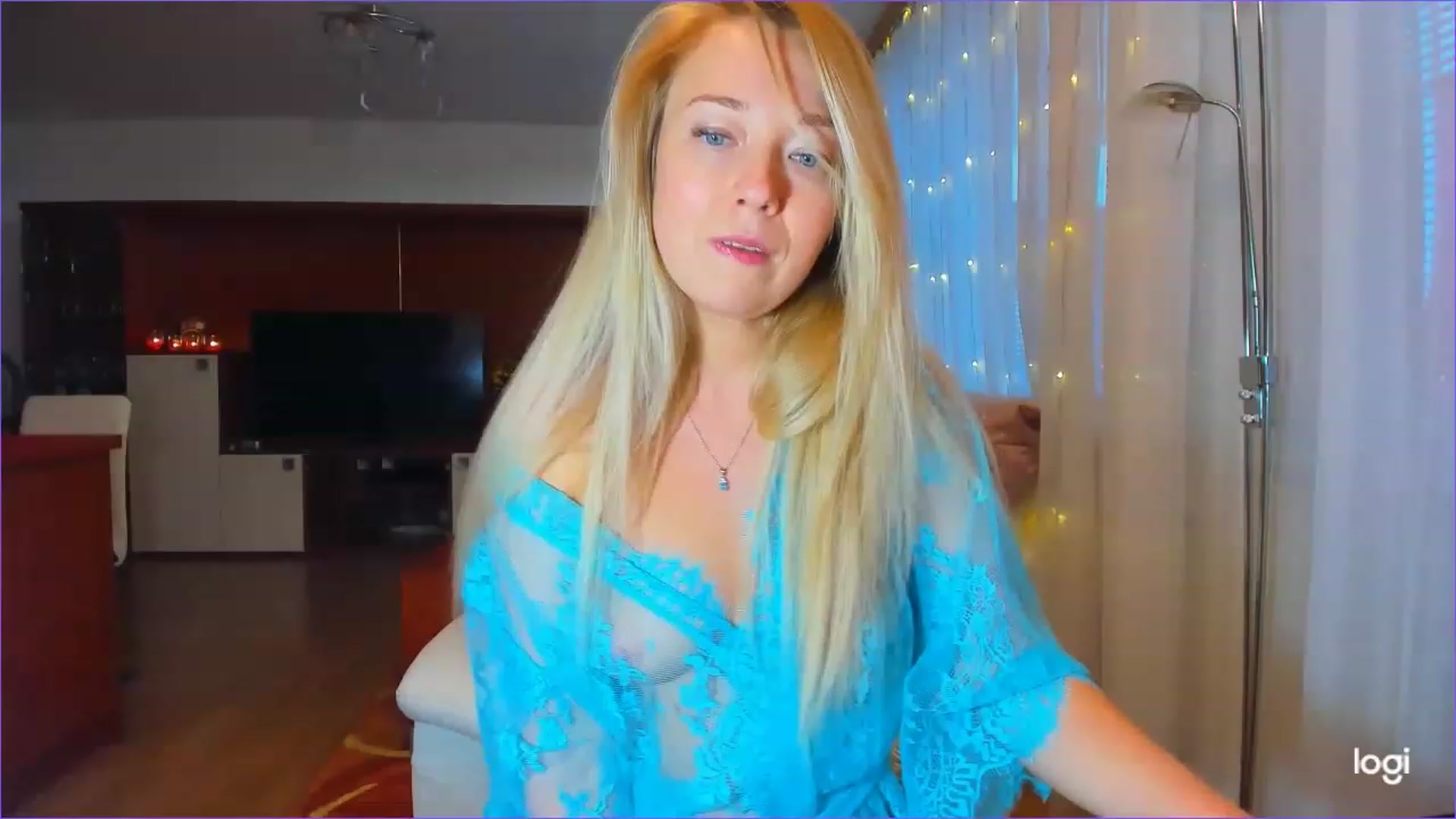 Gallery image thumbnail from LoraGlow's myfreecams stream on, 12/08/2022, 07:57 image 1 of 20