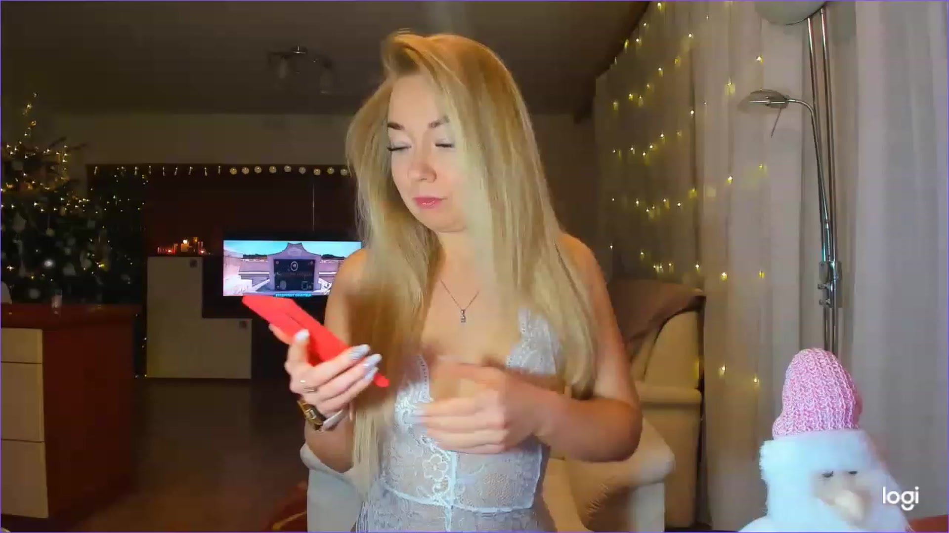 Gallery image thumbnail from LoraGlow's myfreecams stream on, 12/21/2022, 23:01 image 1 of 20