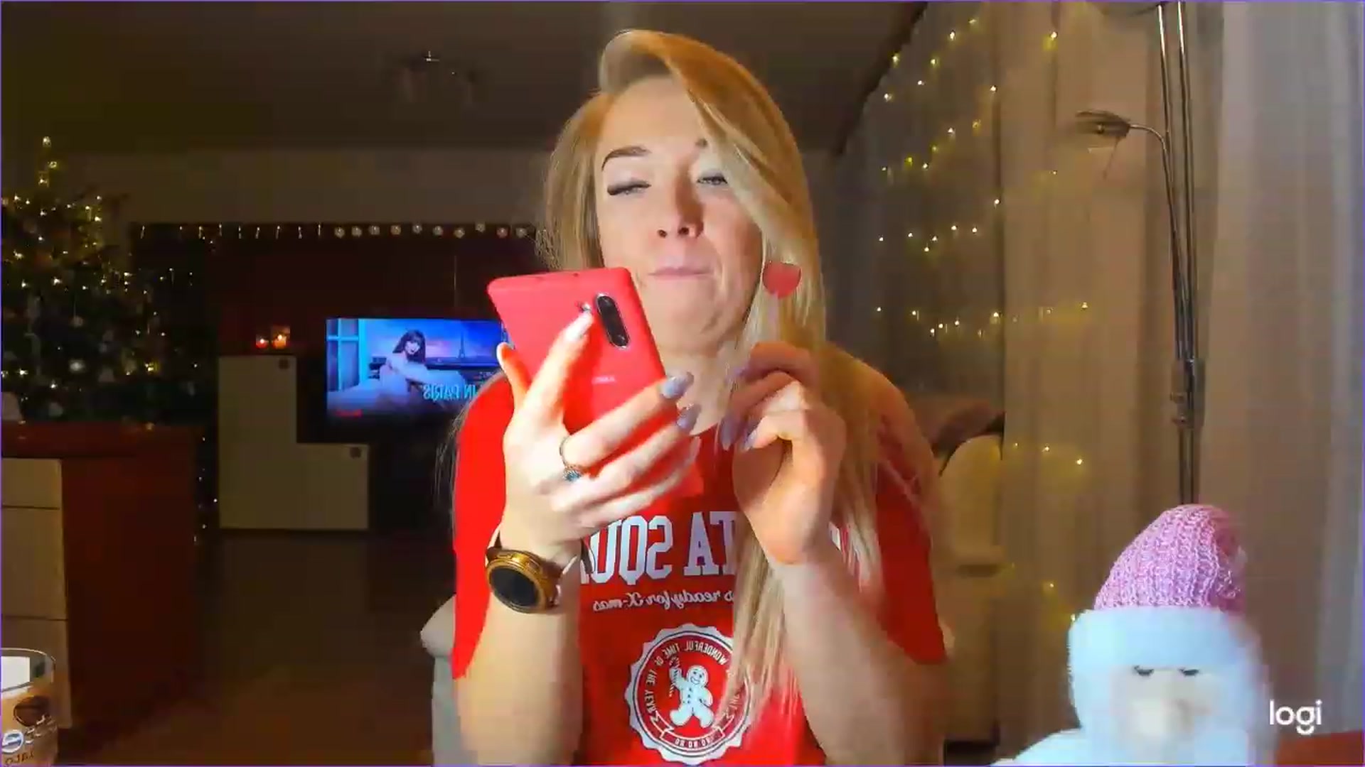 Gallery image thumbnail from LoraGlow's myfreecams stream on, 12/22/2022, 23:40 image 7 of 20