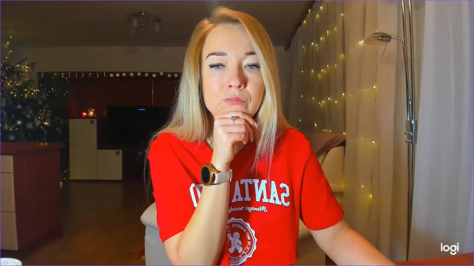 Gallery image thumbnail from LoraGlow's myfreecams stream on, 12/23/2022, 01:35 image 3 of 20