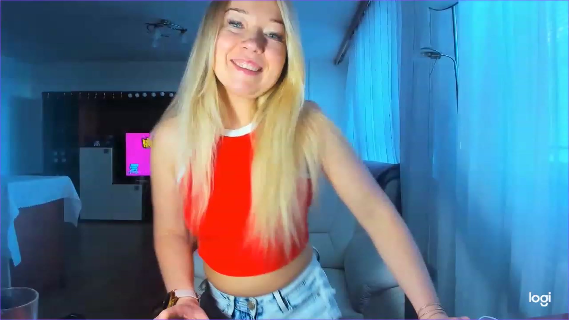 Gallery image thumbnail from LoraGlow's myfreecams stream on, 01/10/2023, 11:00 image 2 of 20