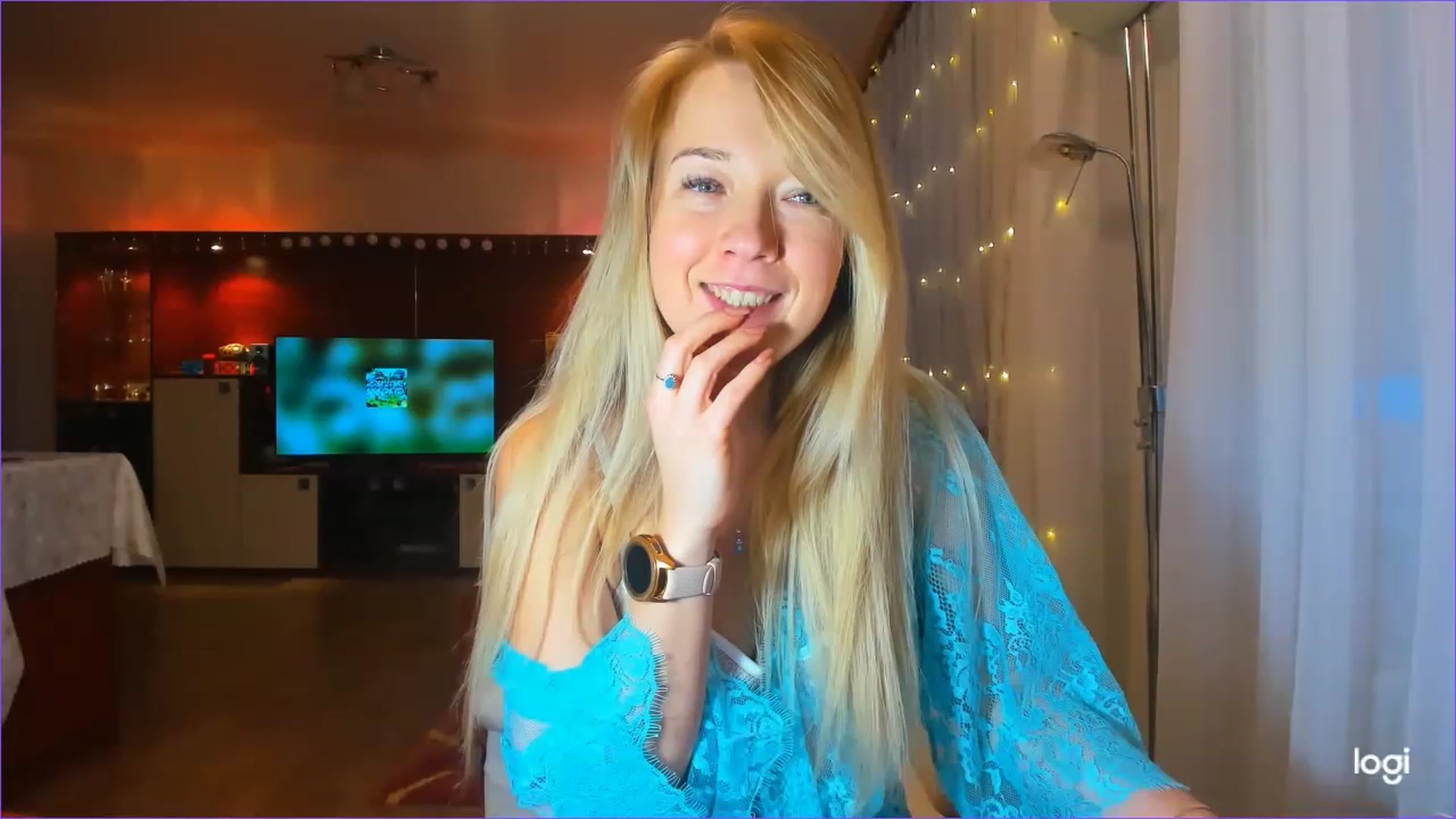 Gallery image thumbnail from LoraGlow's myfreecams stream on, 01/18/2023, 07:16 image 20 of 20