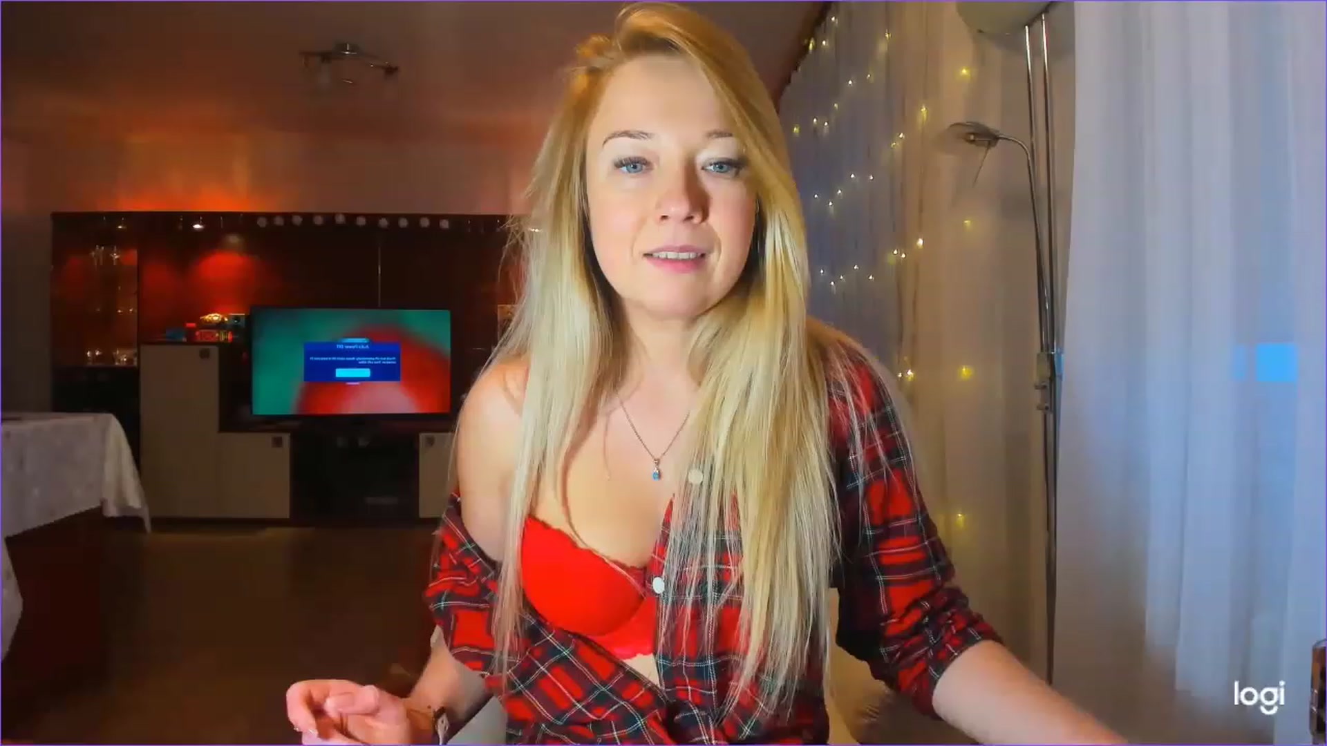 Gallery image thumbnail from LoraGlow's myfreecams stream on, 01/18/2023, 08:49 image 1 of 20