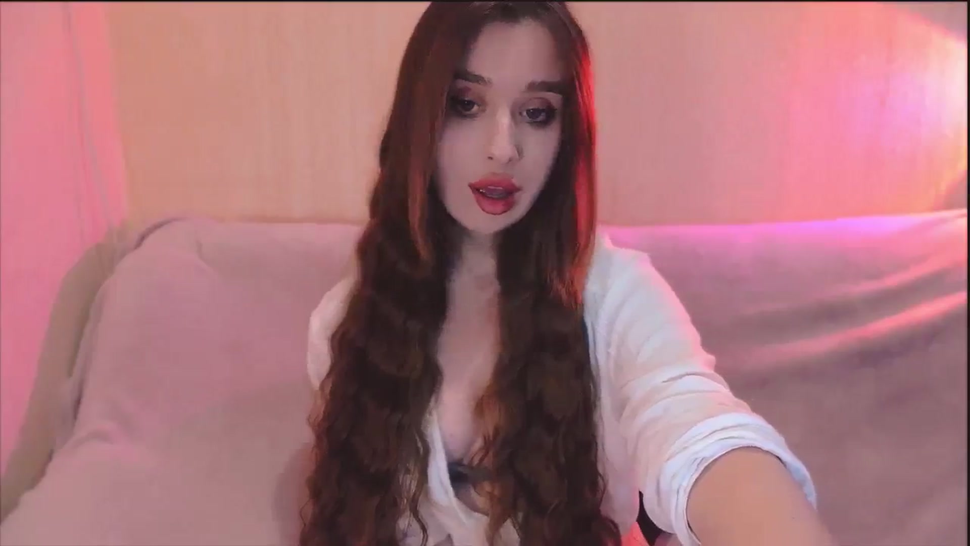 Gallery image thumbnail from Lora_Foxi's myfreecams stream on, 02/18/2024, 15:06 image 7 of 20