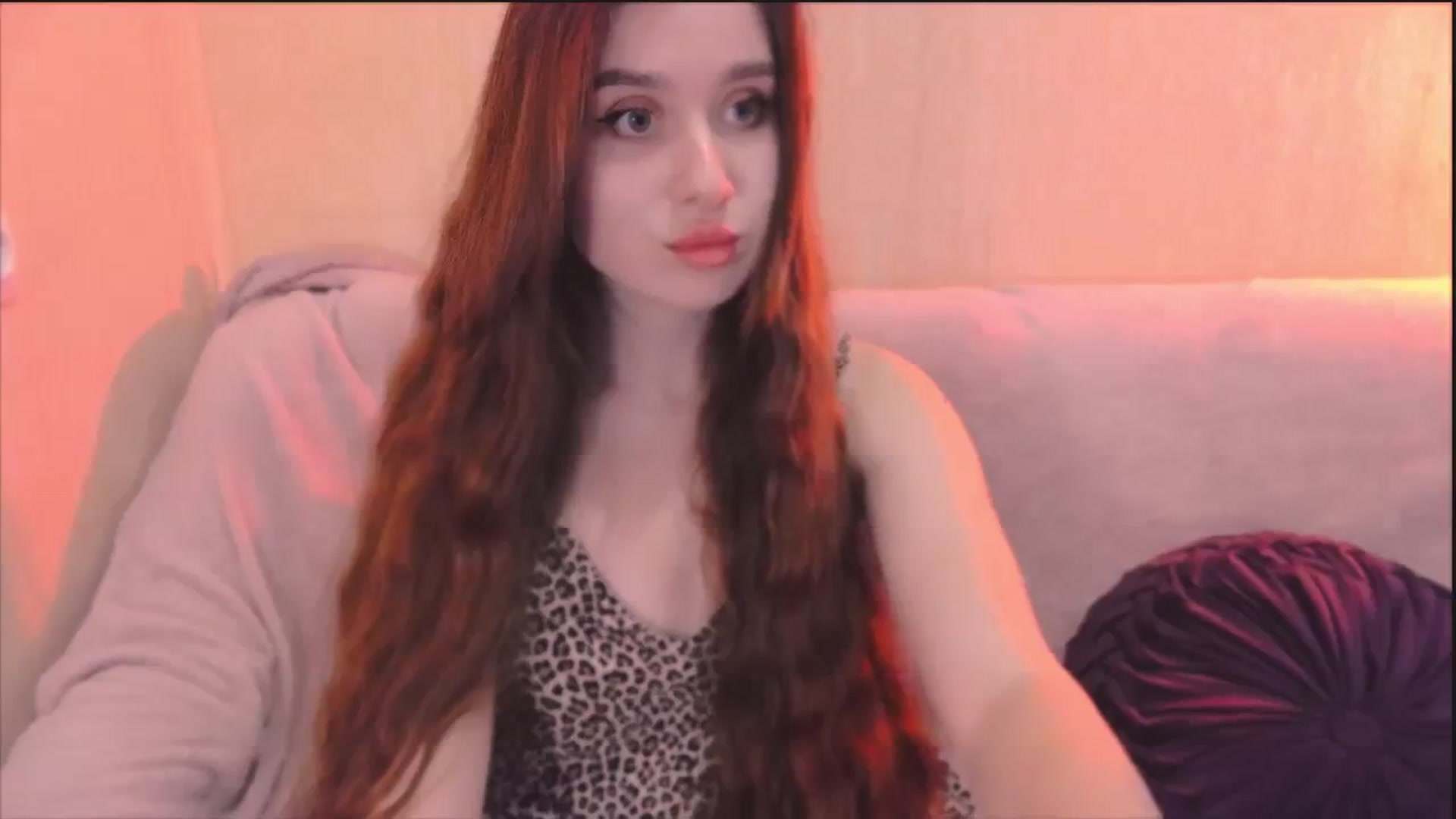 Gallery image thumbnail from Lora_Foxi's myfreecams stream on, 03/31/2024, 13:17 image 20 of 20
