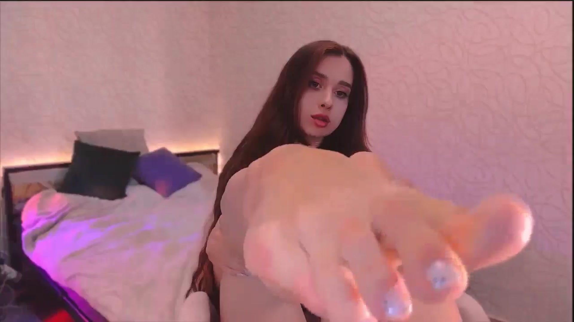 Gallery image thumbnail from Lora_Foxi's myfreecams stream on, 06/18/2024, 12:52 image 7 of 20