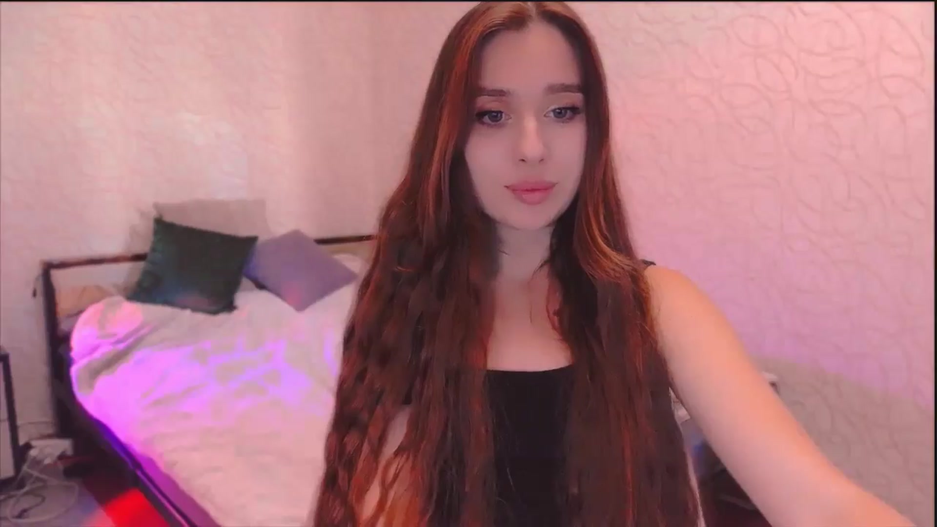 Gallery image thumbnail from Lora_Foxi's myfreecams stream on, 06/18/2024, 14:19 image 7 of 20