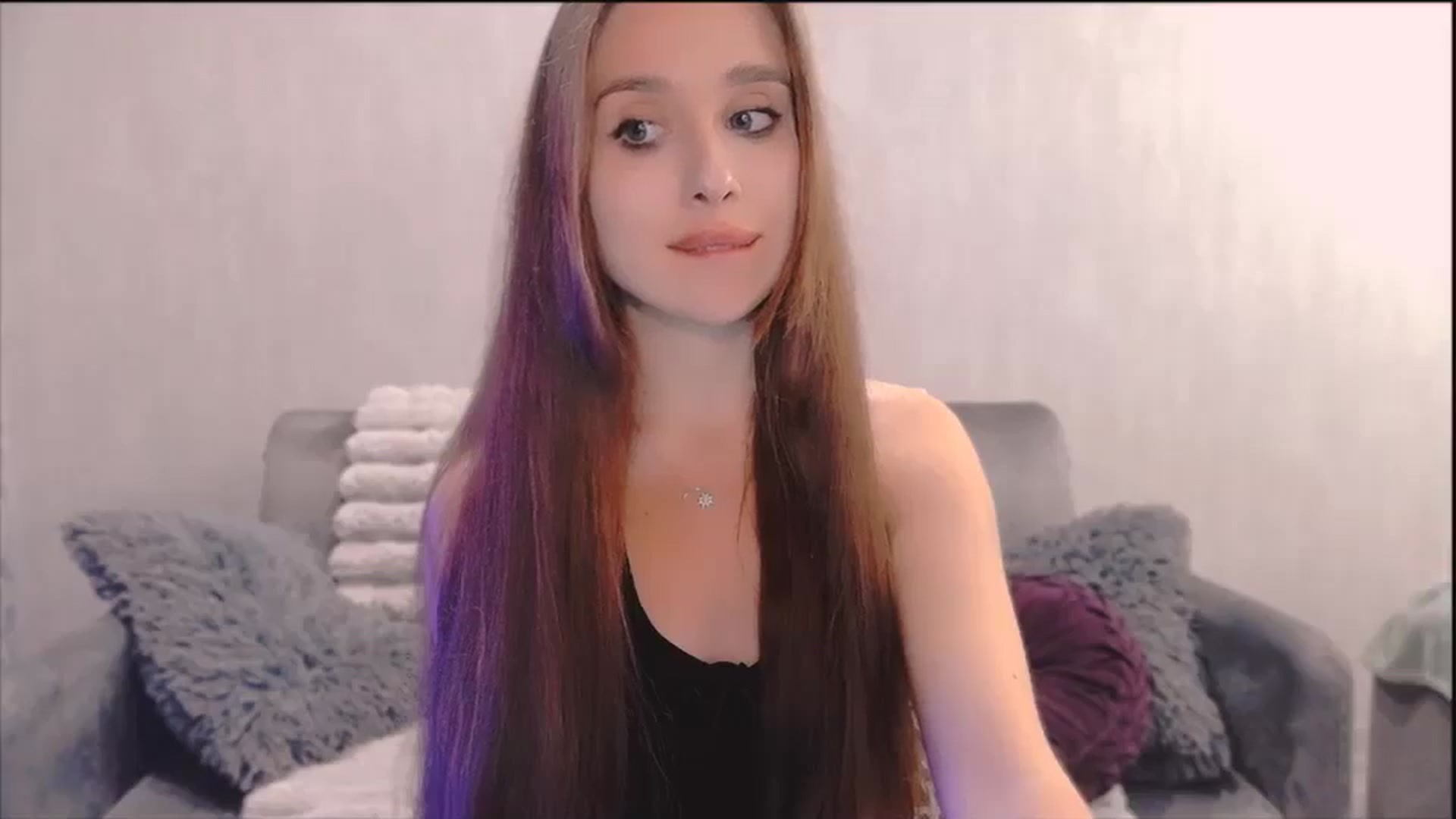 Gallery image thumbnail from Lora_Foxi's myfreecams stream on, 10/03/2025, 22:19 image 2 of 20