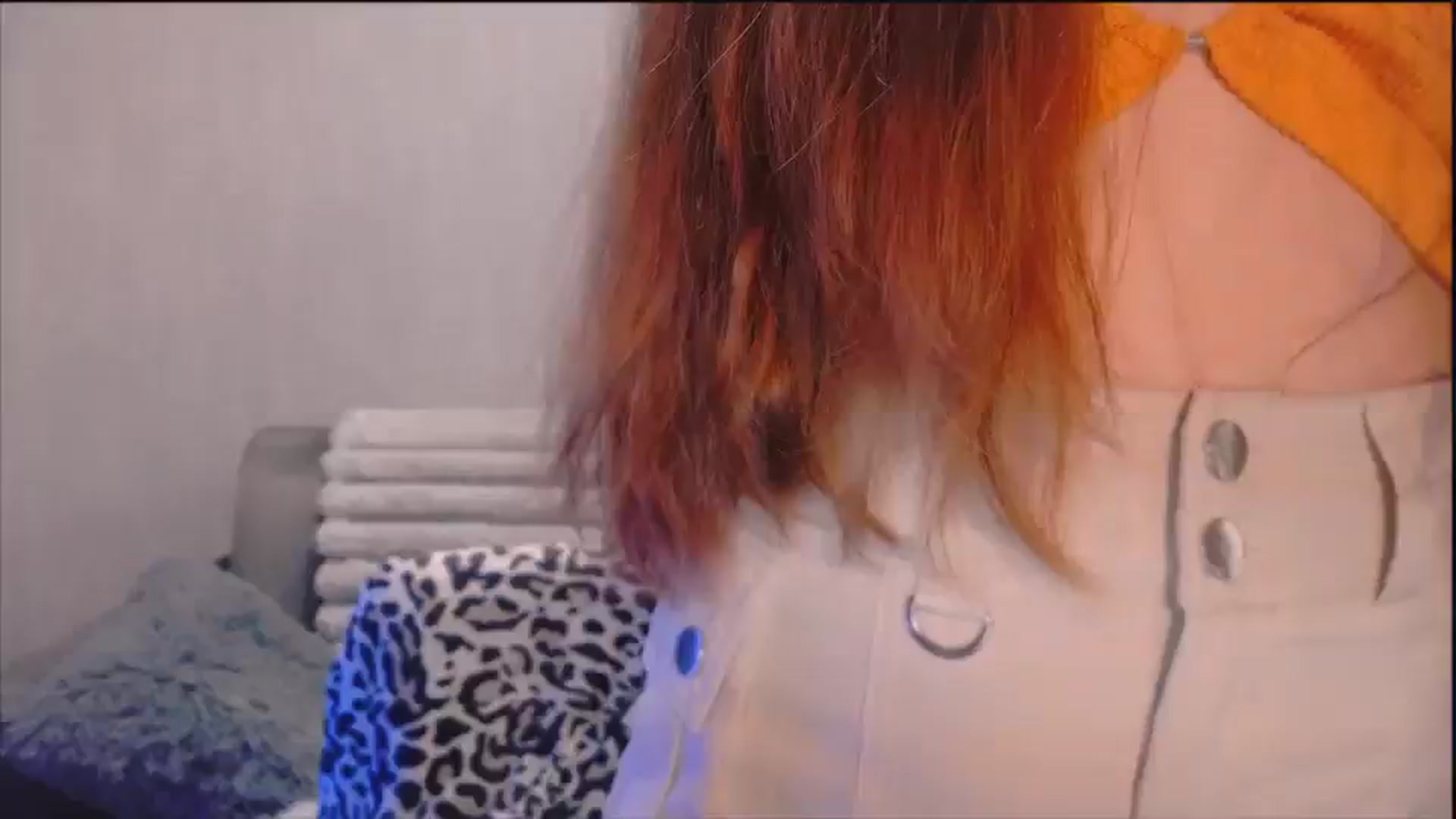 Gallery image thumbnail from Lora_Foxi's myfreecams stream on, 10/10/2025, 20:36 image 4 of 20