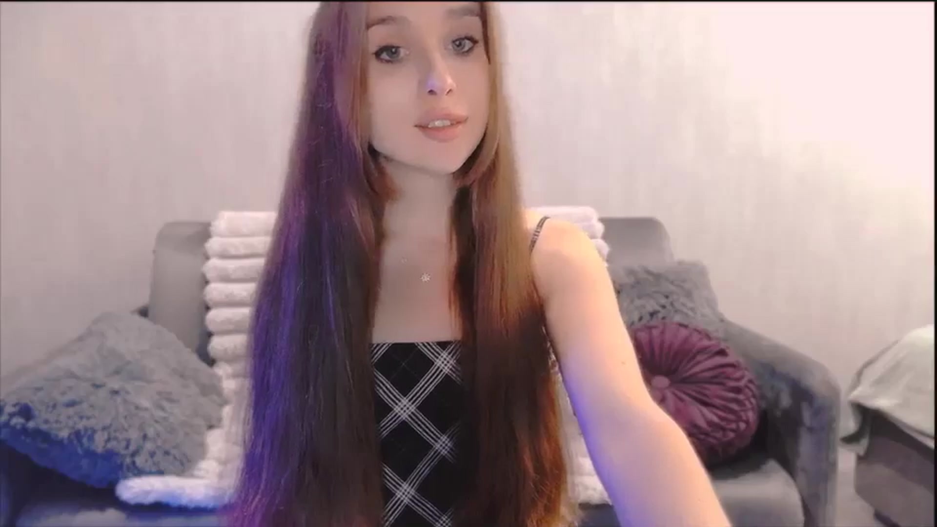 Gallery image thumbnail from Lora_Foxi's myfreecams stream on, 10/10/2025, 22:04 image 10 of 20