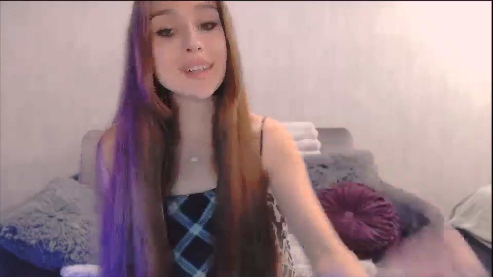 Gallery image thumbnail from Lora_Foxi's myfreecams stream on, 10/10/2025, 23:32 image 13 of 20