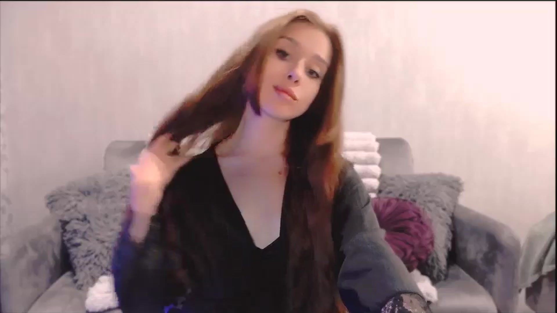 Gallery image thumbnail from Lora_Foxi's myfreecams stream on, 10/25/2025, 14:48 image 2 of 20