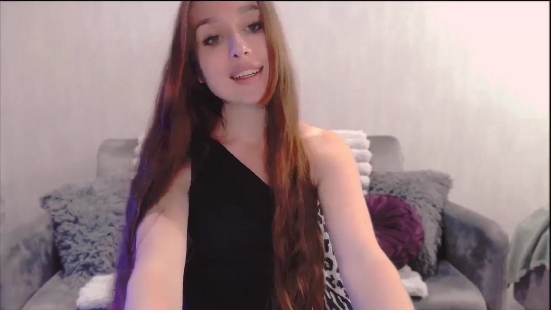 Gallery image thumbnail from Lora_Foxi's myfreecams stream on, 10/25/2025, 19:57 image 13 of 20