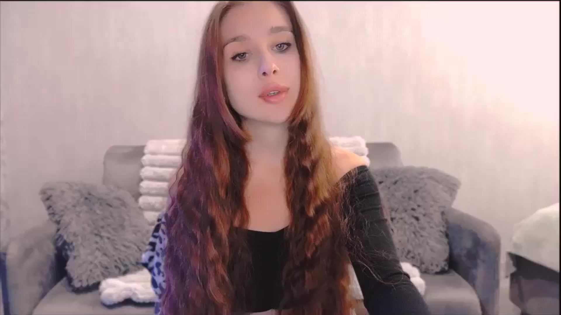 Gallery image thumbnail from Lora_Foxi's myfreecams stream on, 10/26/2025, 11:38 image 5 of 20