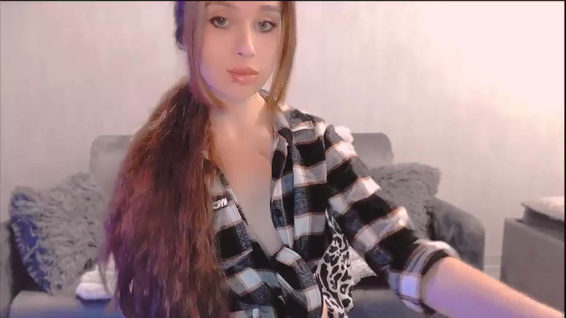 Gallery image thumbnail from Lora_Foxi's myfreecams stream on, 10/30/2025, 13:33 image 3 of 20