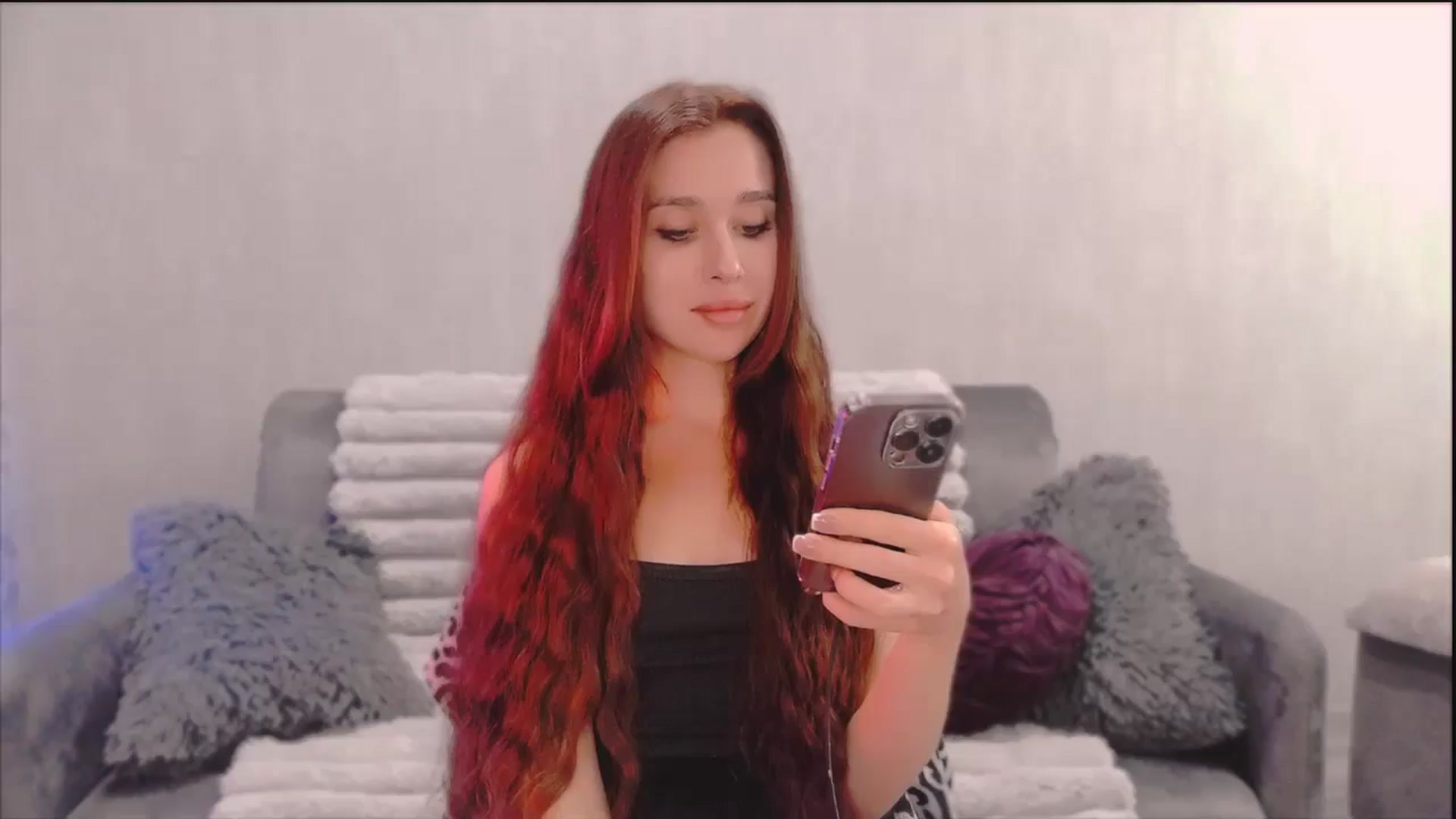 Gallery image thumbnail from Lora_Foxi's myfreecams stream on, 11/03/2025, 14:15 image 10 of 20