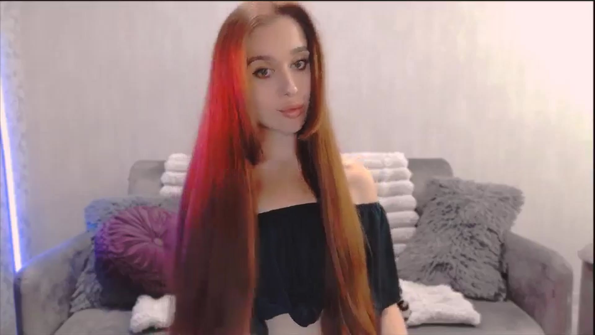 Gallery image thumbnail from Lora_Foxi's myfreecams stream on, 11/12/2025, 22:42 image 10 of 20