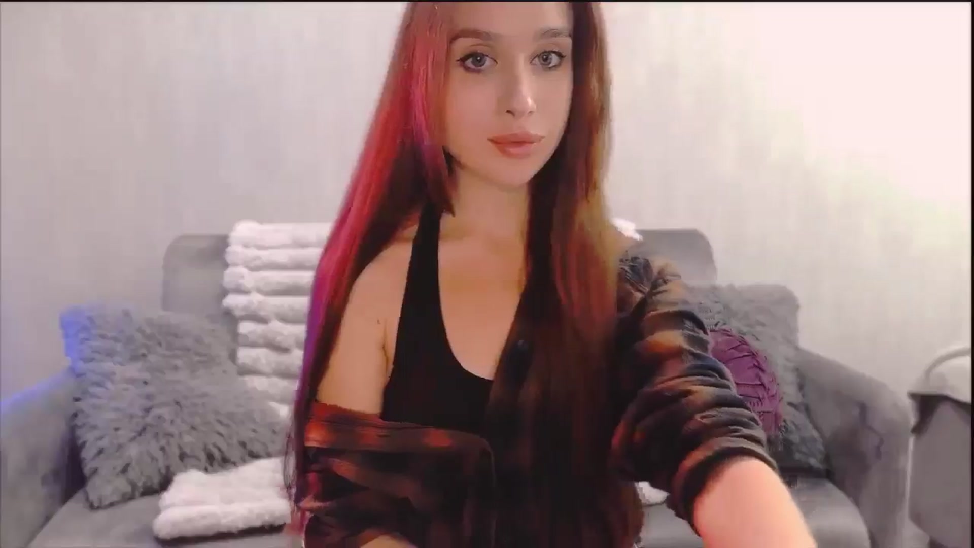 Gallery image thumbnail from Lora_Foxi's myfreecams stream on, 11/13/2025, 22:52 image 15 of 20