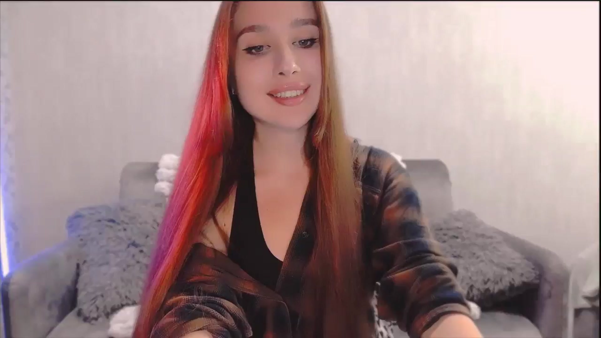 Gallery image thumbnail from Lora_Foxi's myfreecams stream on, 11/14/2025, 21:08 image 4 of 20