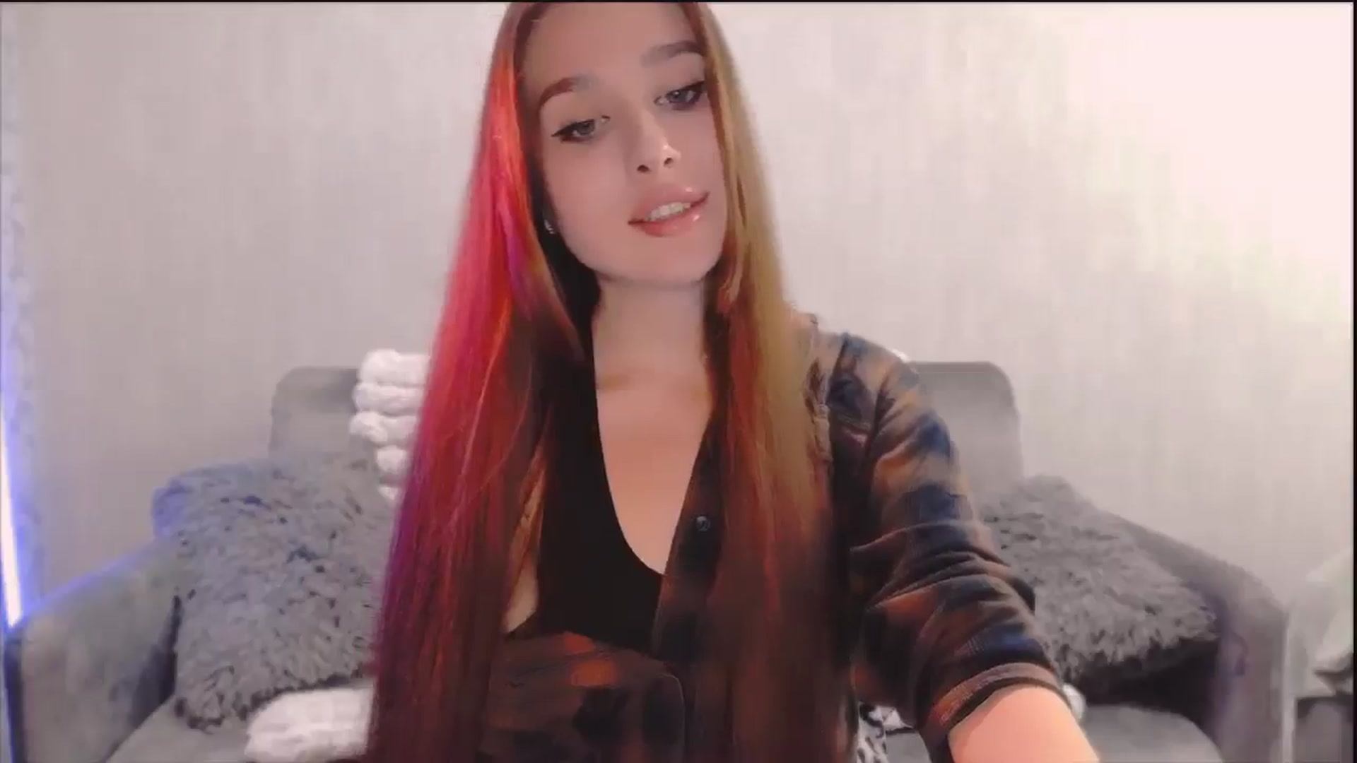 Gallery image thumbnail from Lora_Foxi's myfreecams stream on, 11/14/2025, 21:08 image 6 of 20