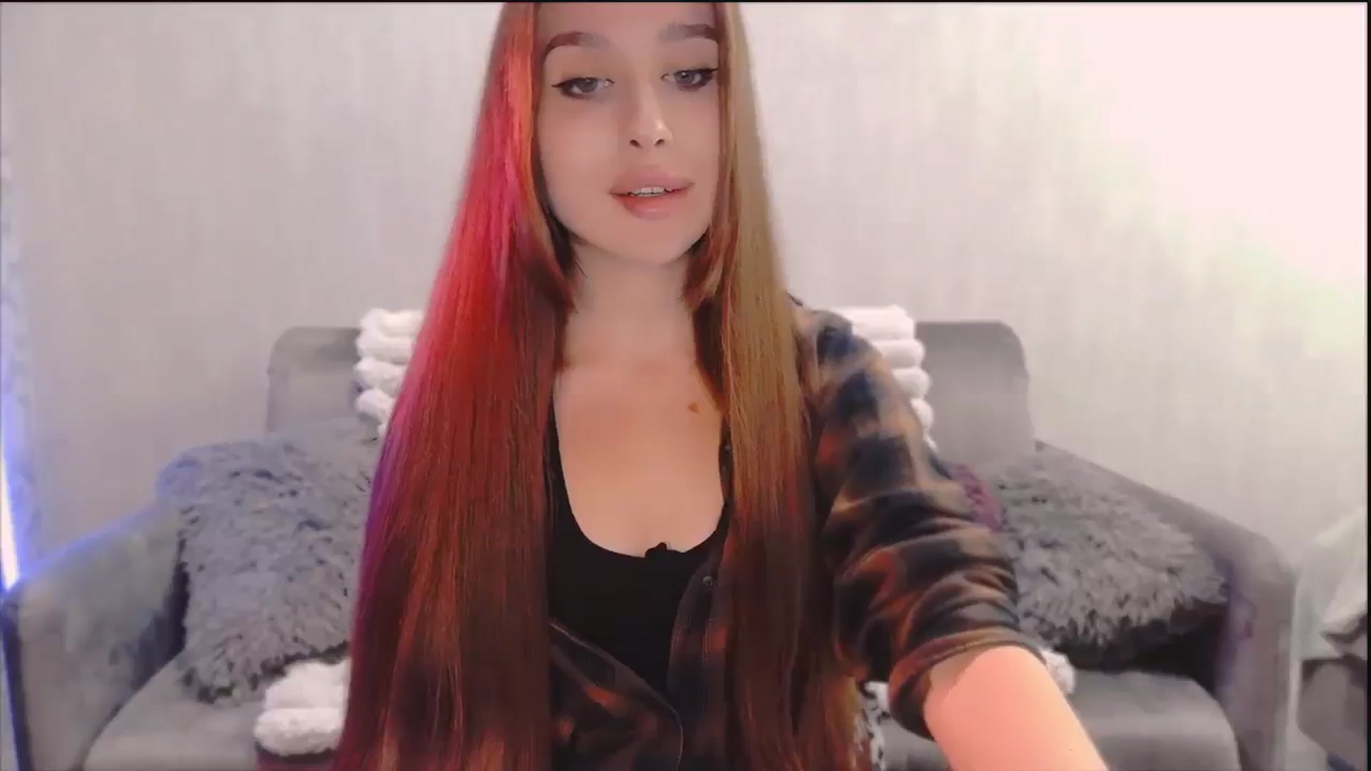 Gallery image thumbnail from Lora_Foxi's myfreecams stream on, 11/14/2025, 22:44 image 7 of 20