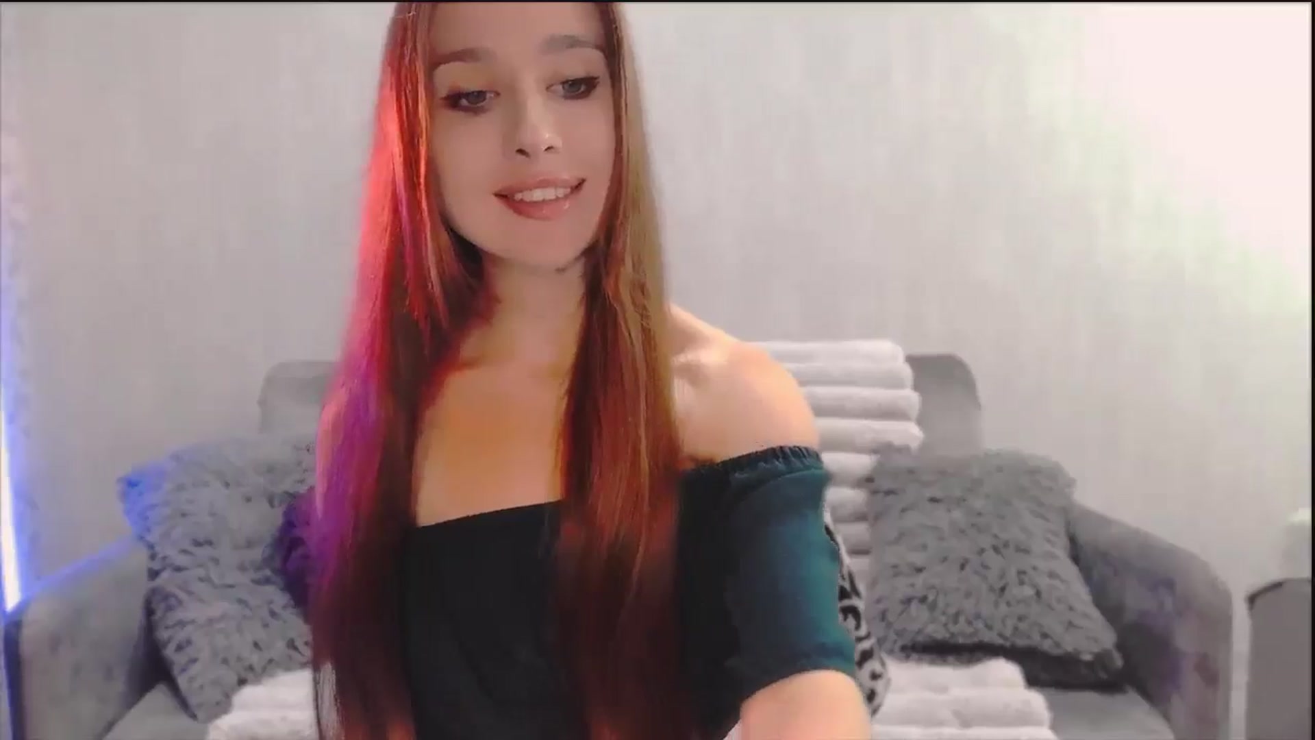 Gallery image thumbnail from Lora_Foxi's myfreecams stream on, 11/19/2025, 15:28 image 5 of 20