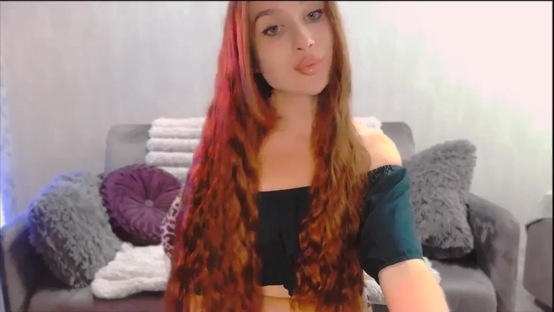 Gallery image thumbnail from Lora_Foxi's myfreecams stream on, 11/20/2025, 22:13 image 13 of 20