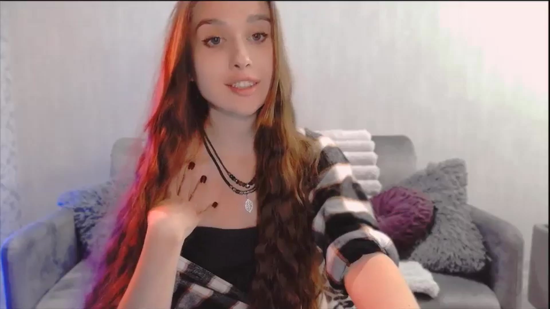 Gallery image thumbnail from Lora_Foxi's myfreecams stream on, 12/13/2025, 22:24 image 15 of 20