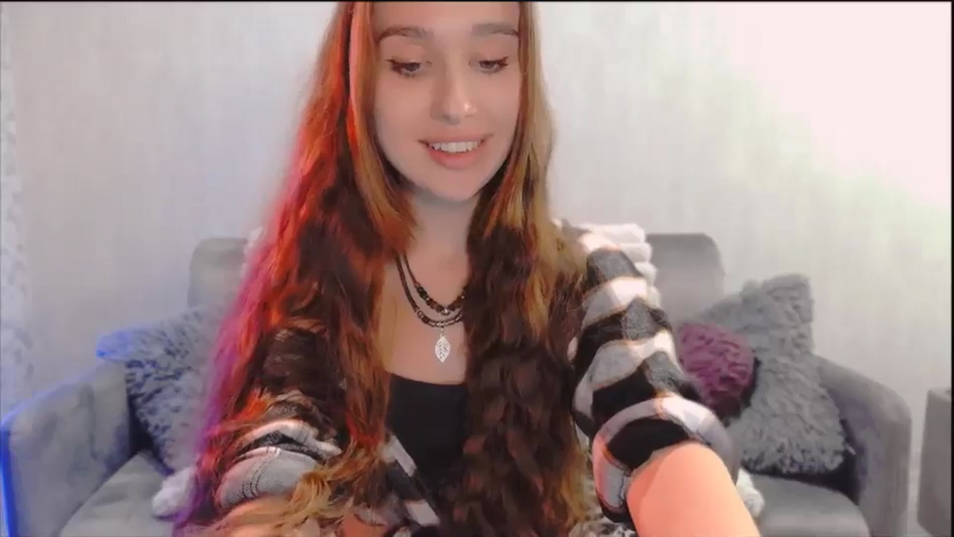 Gallery image thumbnail from Lora_Foxi's myfreecams stream on, 12/13/2025, 22:24 image 17 of 20