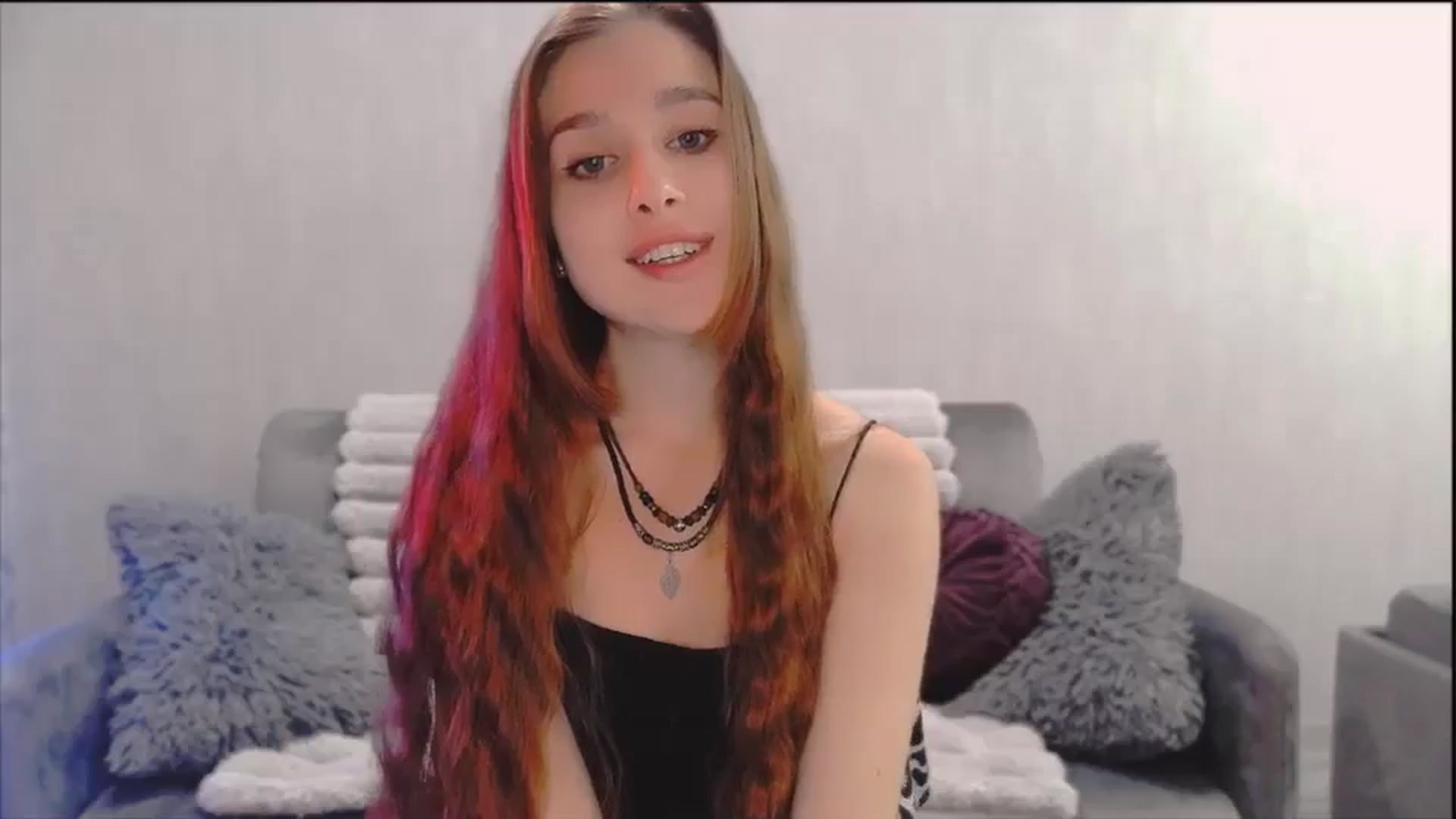 Gallery image thumbnail from Lora_Foxi's myfreecams stream on, 12/16/2025, 15:28 image 8 of 20