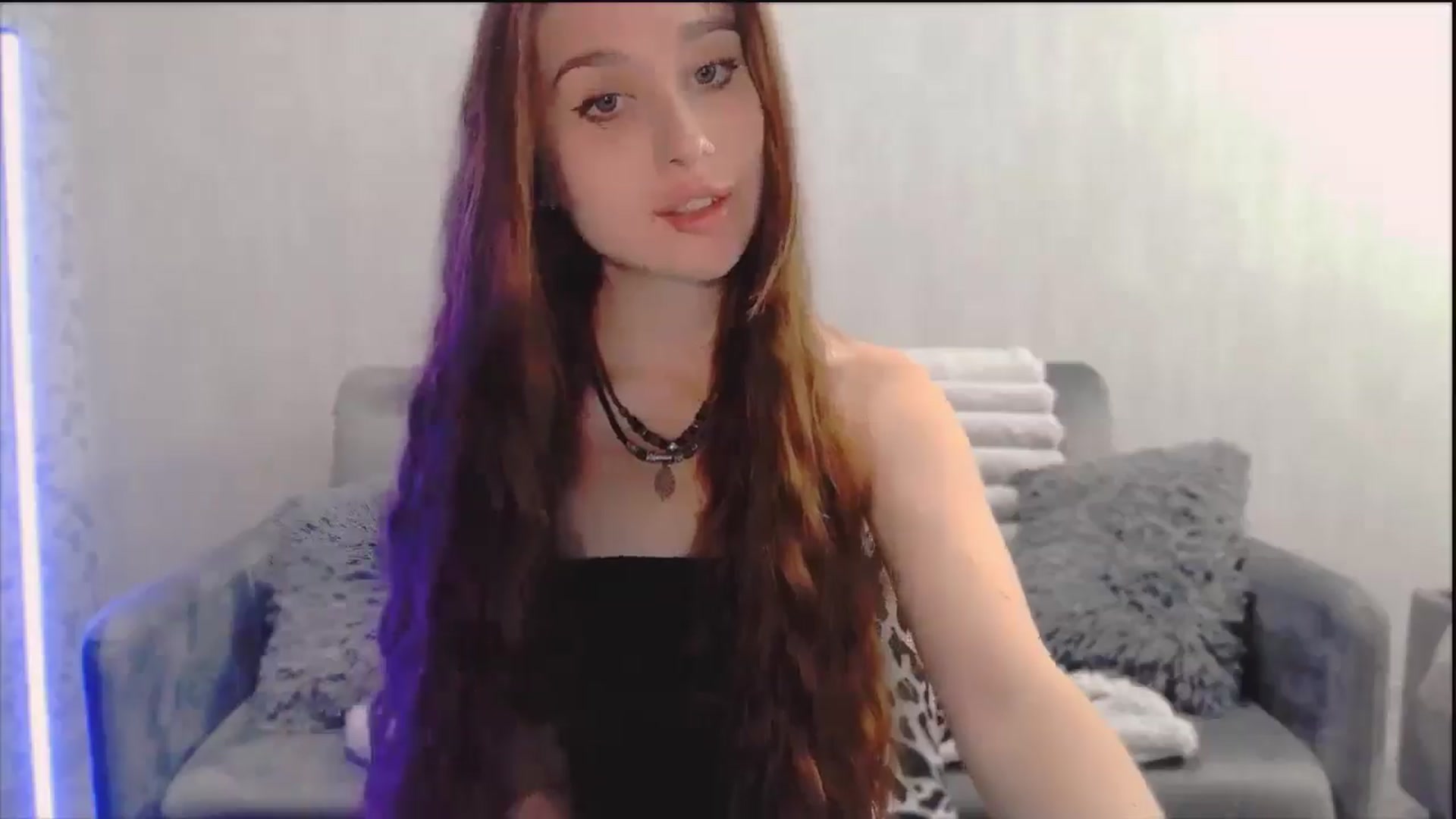 Gallery image thumbnail from Lora_Foxi's myfreecams stream on, 12/21/2025, 14:42 image 10 of 20