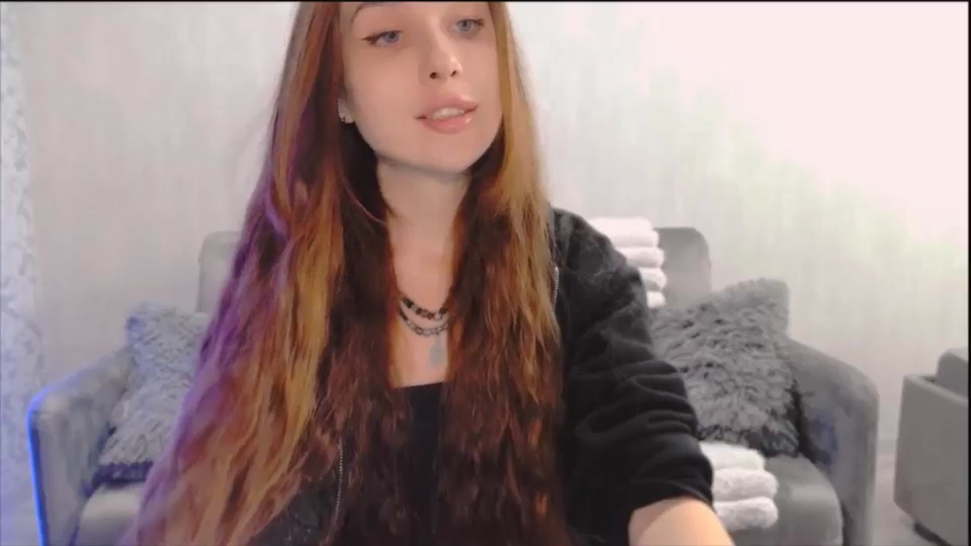 Gallery image thumbnail from Lora_Foxi's myfreecams stream on, 12/27/2025, 19:55 image 6 of 20