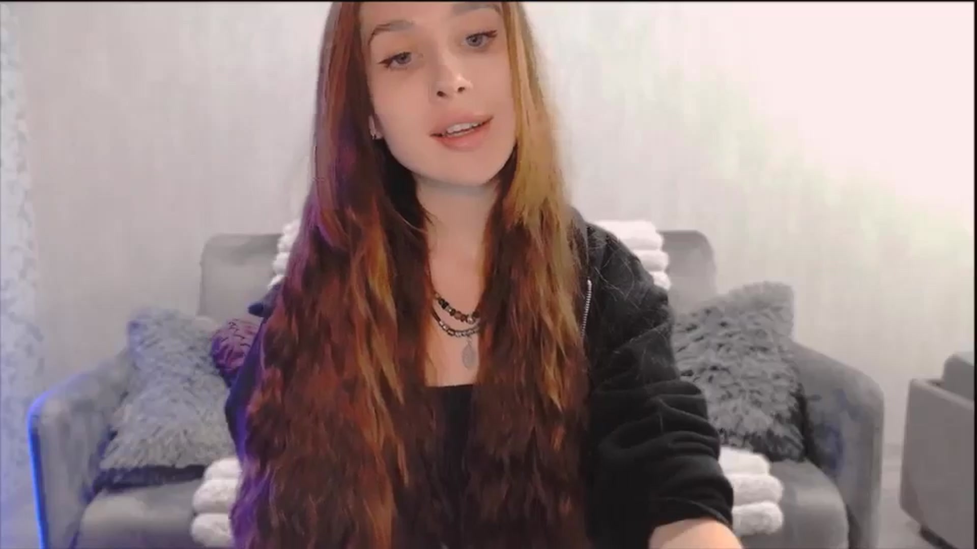 Gallery image thumbnail from Lora_Foxi's myfreecams stream on, 12/27/2025, 19:55 image 3 of 20