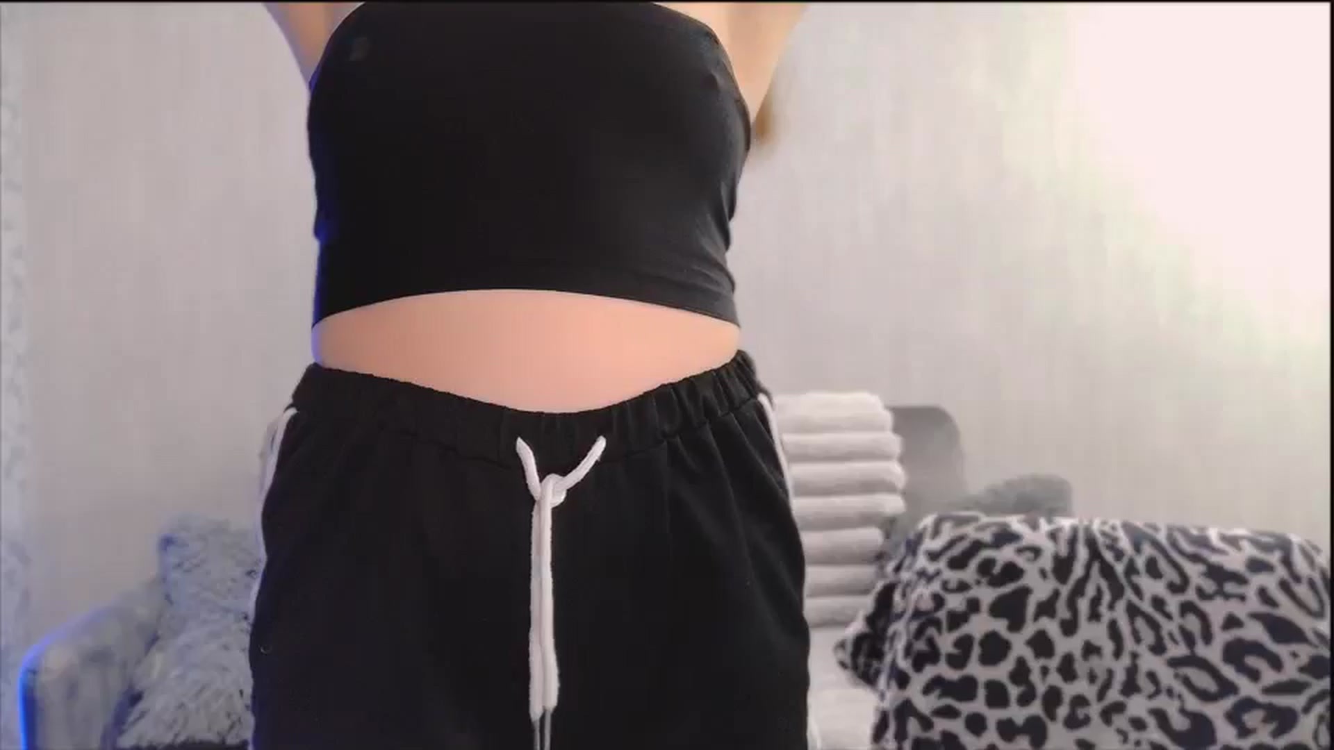 Gallery image thumbnail from Lora_Foxi's myfreecams stream on, 12/27/2025, 21:29 image 2 of 20