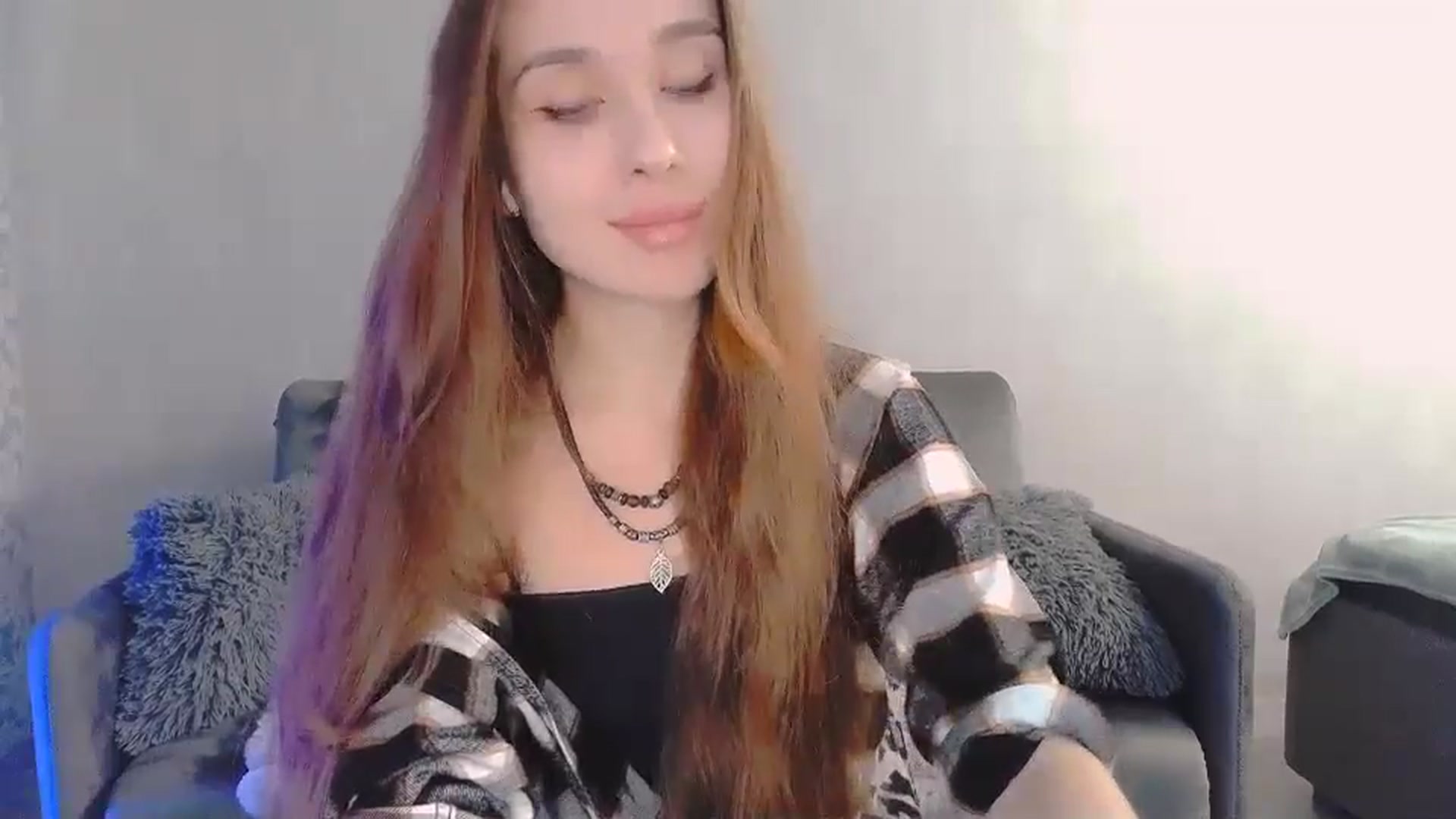 Gallery image thumbnail from Lora_Foxi's myfreecams stream on, 01/16/2026, 12:14 image 8 of 20