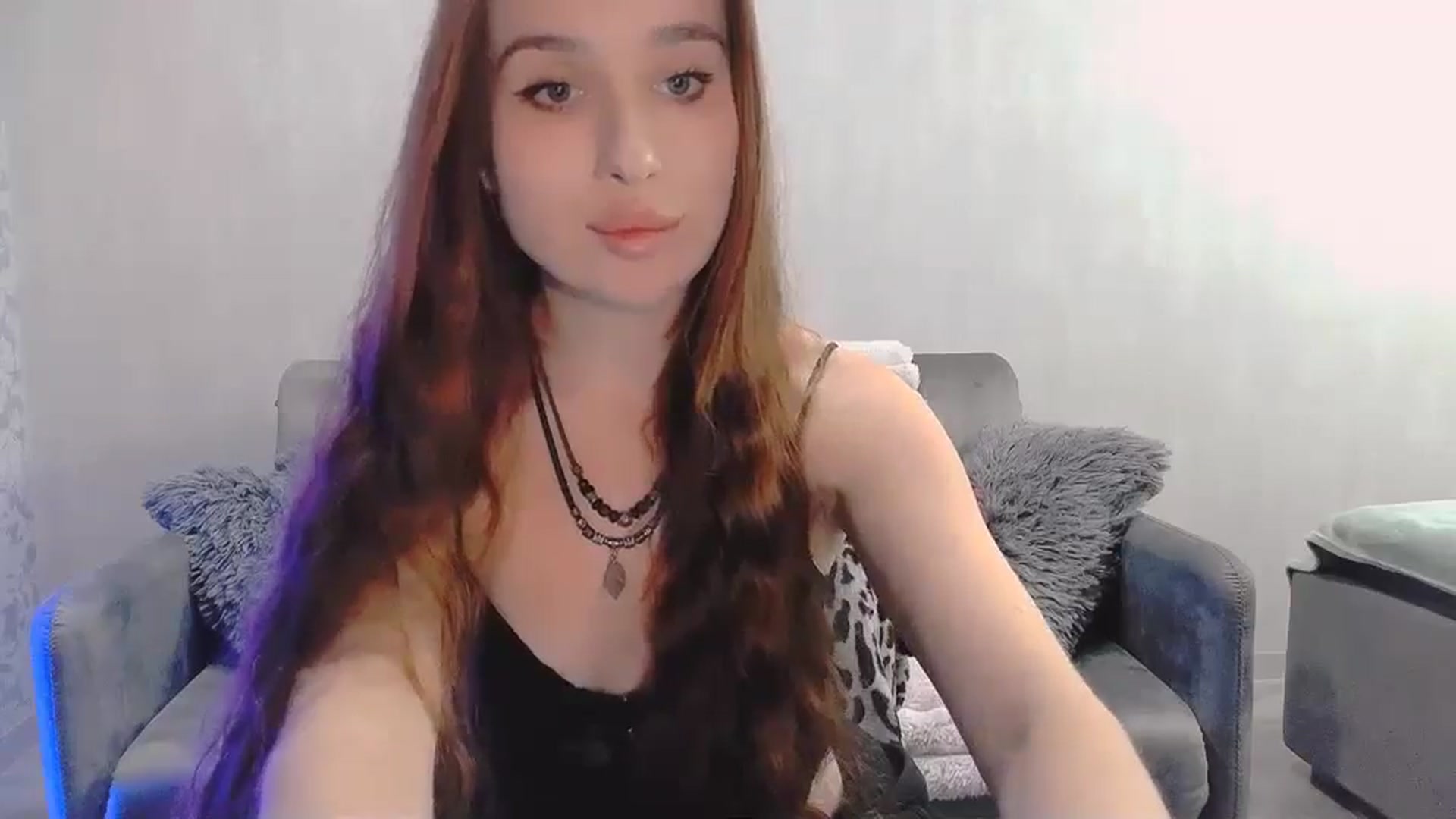 Gallery image thumbnail from Lora_Foxi's myfreecams stream on, 01/17/2026, 18:21 image 9 of 20