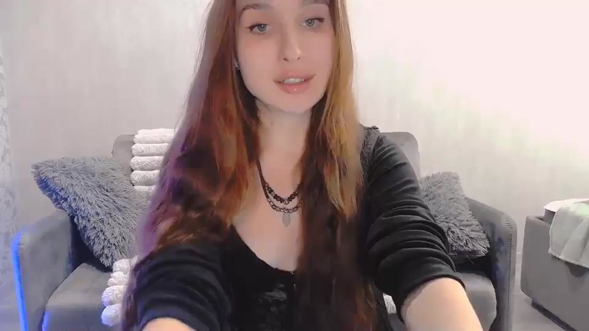 Gallery image thumbnail from Lora_Foxi's myfreecams stream on, 01/22/2026, 14:45 image 14 of 20