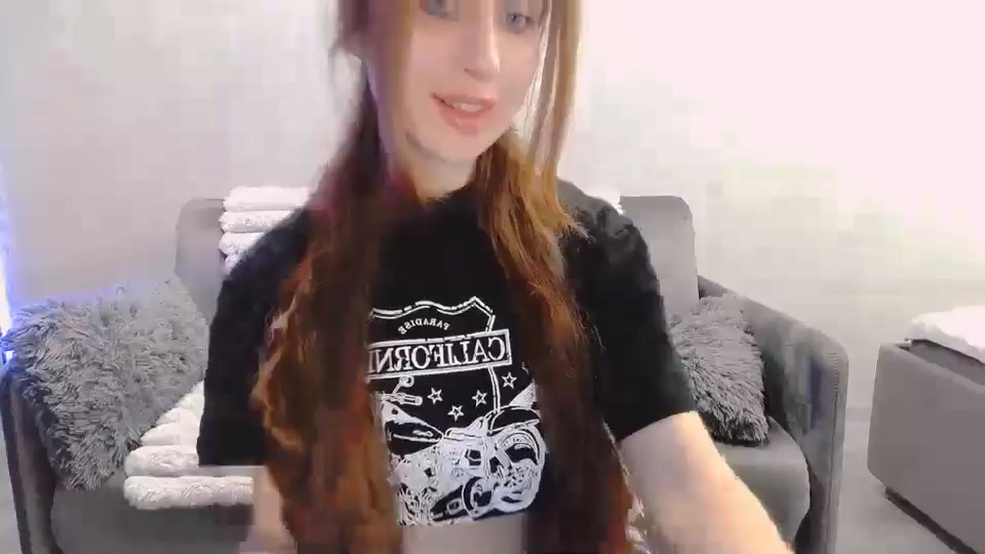 Gallery image thumbnail from Lora_Foxi's myfreecams stream on, 02/17/2026, 13:25 image 6 of 20