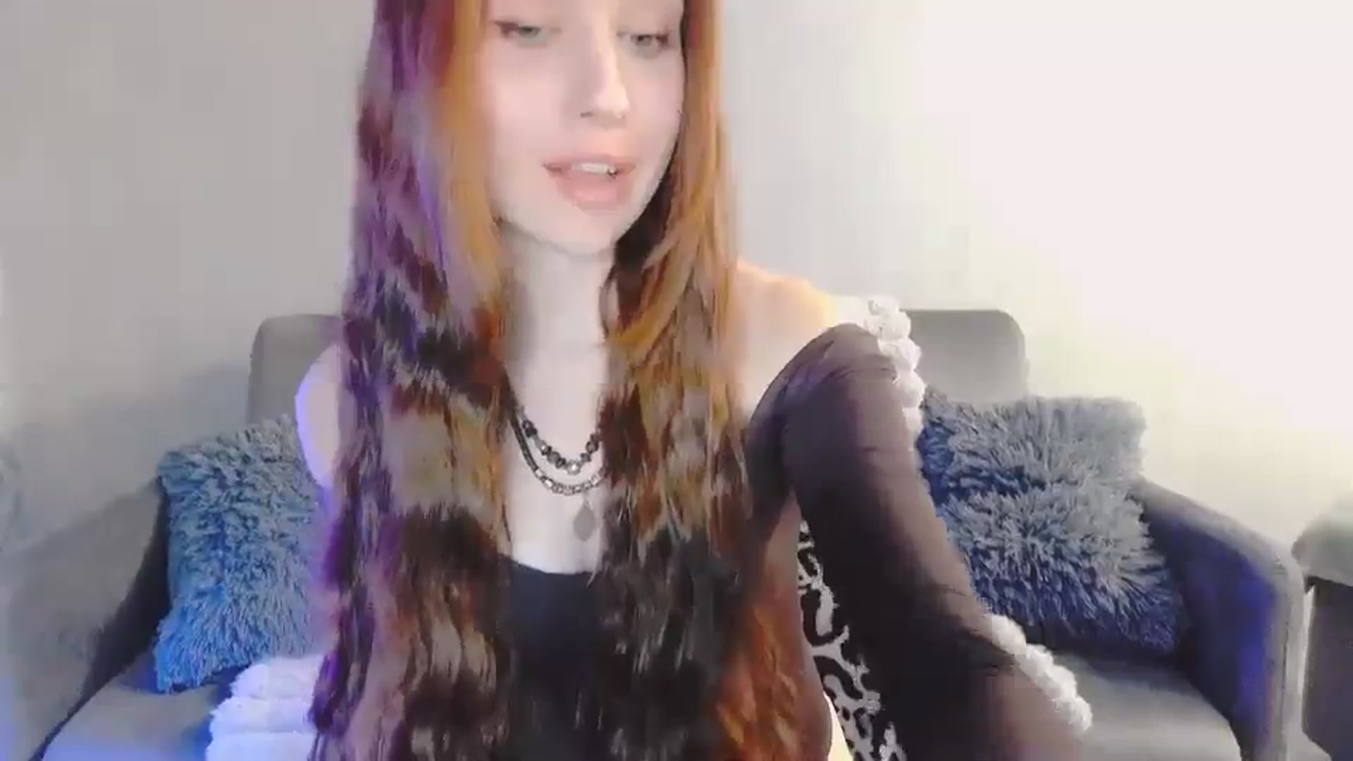 Gallery image thumbnail from Lora_Foxi's myfreecams stream on, 04/05/2026, 16:13 image 19 of 20