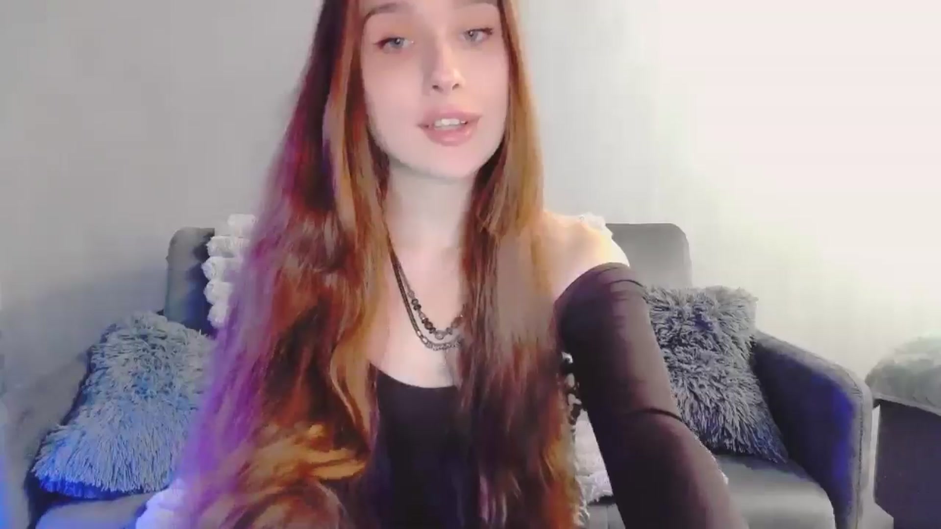 Gallery image thumbnail from Lora_Foxi's myfreecams stream on, 04/07/2026, 15:08 image 18 of 20