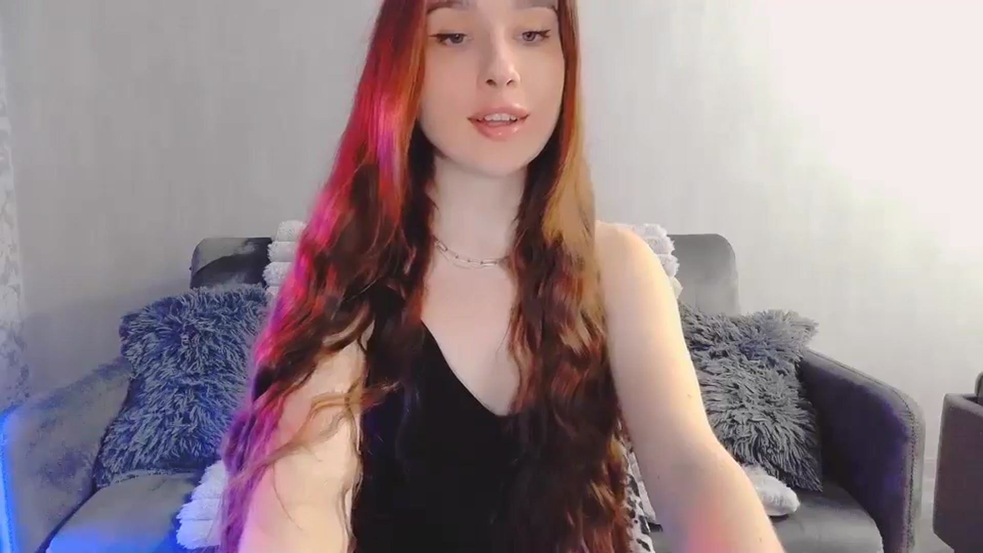 Gallery image thumbnail from Lora_Foxi's myfreecams stream on, 04/11/2026, 11:55 image 7 of 20